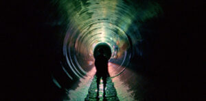 Underground アンダーグラウンド