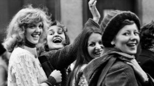 女性の休日サブ画像1